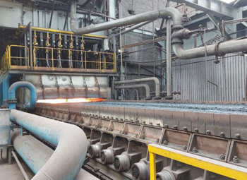 важнейший элемент агломерационных машин - конвейеры большой протяженности