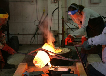 производство литых бронзовых цилиндров