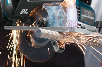 резка арматуры циркулярной пилой