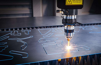 декоративная лазерная резка металла воплощает любые задумки дизайнерской мысли