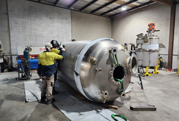 дугопрессовую сварку используют в изготовлении емкостей и резервуаров