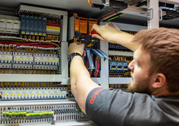 электротехническое оборудование: монтаж, обслуживание, модернизация