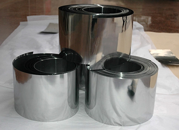 толщина титановой фольги обычно не превышает 0,2 мм