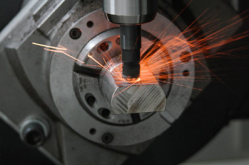 эффект трения при фрезерных работах по металлу