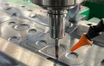 фрезеровка листа до образования рельефа на поверхности