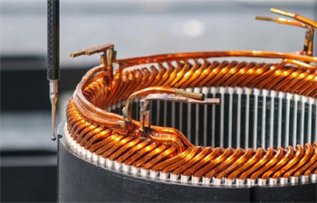 по точности и тонкости работы фрезеровка меди может быть близка к ювелирному делу