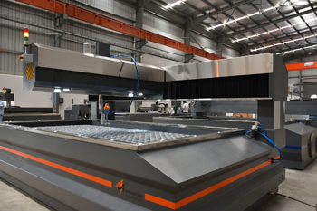 полный цикл производства гидроабразивных станков с ЧПУ с установкой на вашем предприятии