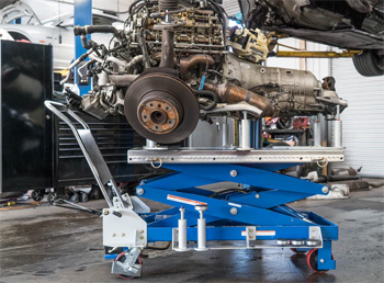 грузоподъемные столы могут играть роль домкратов