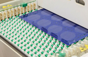 контактирующие с веществами элементы оборудования должны быть невосприимчивы к ним, поэтому их чаще делают из пластика