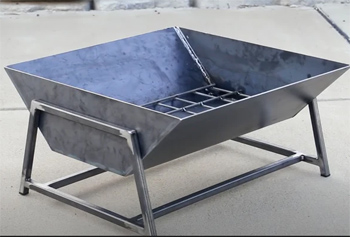 мангалы и жаровни - одни из самых популярных изделий из сварки