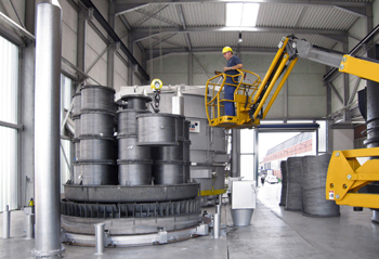 загрузка проволоки в колпаковую печь