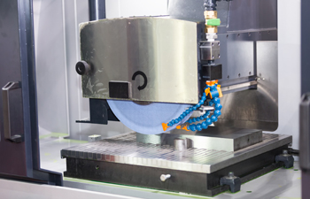 координатно-шлифовальные станки работают с разными типами абразивного инструмента