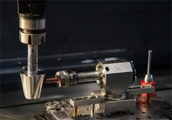 копировально-прошивные станки: полная комплектация, профессиональная техническая поддержка