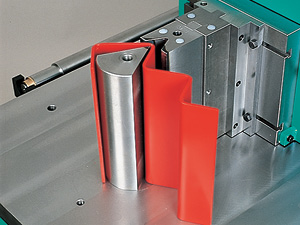 кронштейногибы помогают создавать из листовых заготовок сложные детали