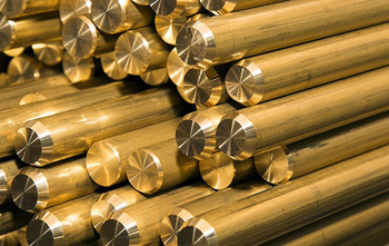 основные компоненты сплава латунного круга - медь и цинк