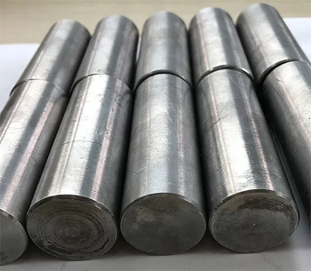 свинцовый круг - пластичный и невосприимчивый к коррозии материал