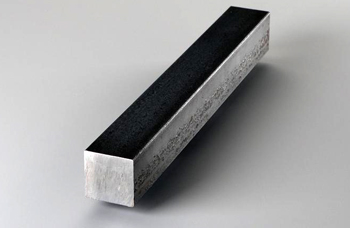 квадрат алюминиевый показывает высокие эксплуатационные свойства при любом применении