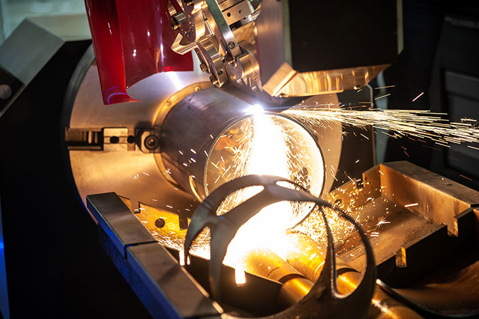 лазерная резка способна создавать сложные трехмерные объекты