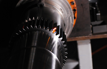 лазерное термоупрочнение зубьев шестерен