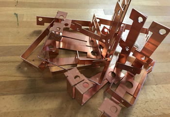 гибка, резка и перфорация превращают медный лист в любые плоские детали