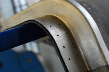 гибка и сверление - простейшие операции над титановым листом