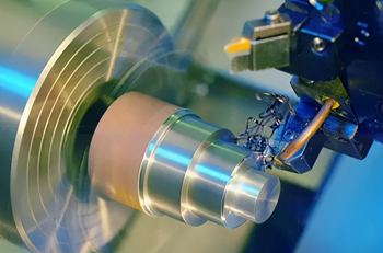 металлорежущий инструмент периодически нуждается в заточке или в полной замене