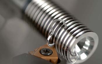 нарезание резьба на трубах необходимо для формирования надежных соединений