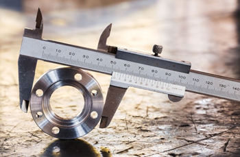 к простому, но точному оборудованию для контроля качества относятся штангенциркули