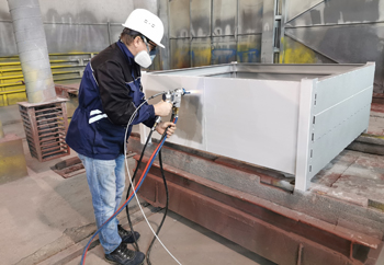 работать с оборудованием для шоопирования цинком можно только используя защиту органов дыхания