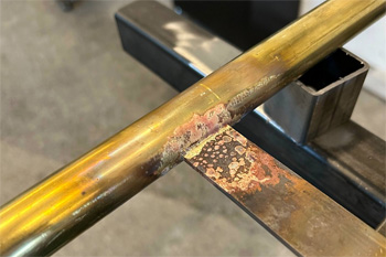 место соединения деталей после пайки требует обработки