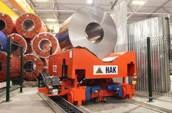 на эту транспортировочную платформу входит всего один рулон, зато каких размеров!