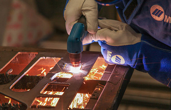 плазменная резка латуни ручным резаком