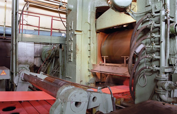 плоский титановый прокат чаще получают горячим способом