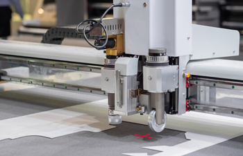 процесс плоттерной резки металла