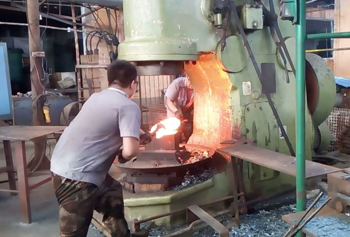 пневмомолот - простое, но удобное в работе устройство