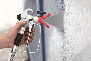 аппарат для покраски воздушным распылением очень удобен в работе аппарат для покраски воздушным распылением очень удобен в работе