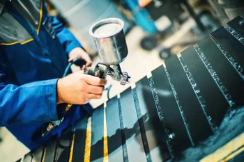 покраску краскопультом используют для любых поверхностей