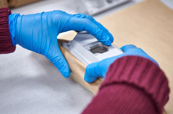 упаковка изделия после покрытия металла сплавом олово-висмут