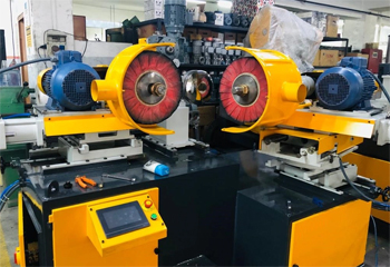 полировальные станки удаляют с поверхности мельчайшие царапины и неровности