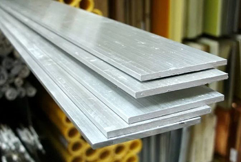 в производстве электротехники полосу алюминиевую ценят за хорошую проводимость тока