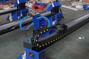 другие модели портальных плазморезов, напротив, совсем миниатюрны