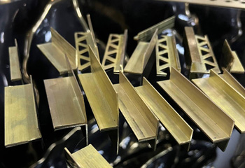 простой латунный профиль: уголок и его производные