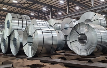 материалов для выпуска оцинкованного профнастила становится рулонный лист с цинковым покрытием