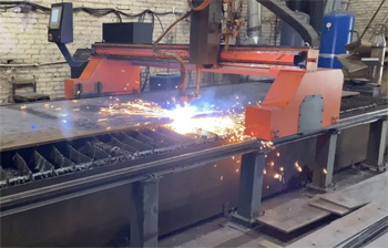 производство ножей для спецтехники методом плазменной резки