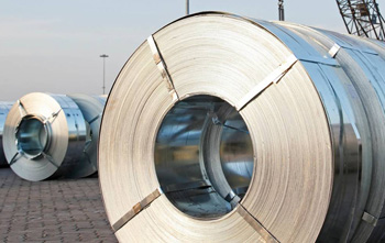 рулон - одна из самых популярных форм выпуска при производстве проката