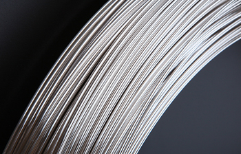 проволока алюминиевая имеет природную защиту от коррозии