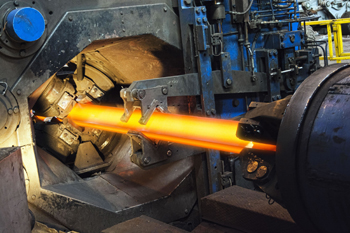 радиально-ковочные машины осуществляют осадку заготовки в радиальном направлении