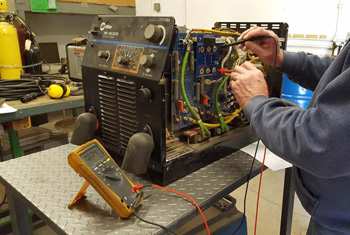 ремонт инверторов: от диагностики до проверки правильности функционирования