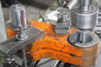 обработка отверстий при ремонт коленно-рычажных механизмов