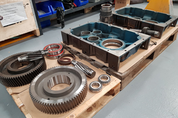 чтобы выполнить ремонт редукторов, иногда их приходится разбирать по косточкам